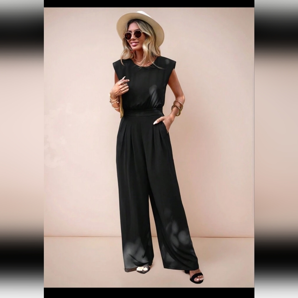 SHEIN Classic Black Sleeveless Jumpsuit